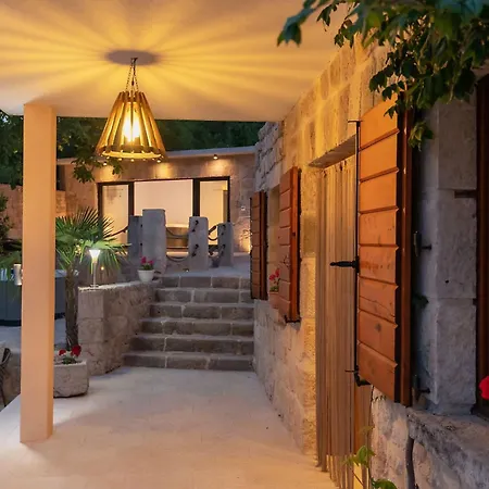 Vila Mia 2 - Six Bedroom With Private Pool Krivodol